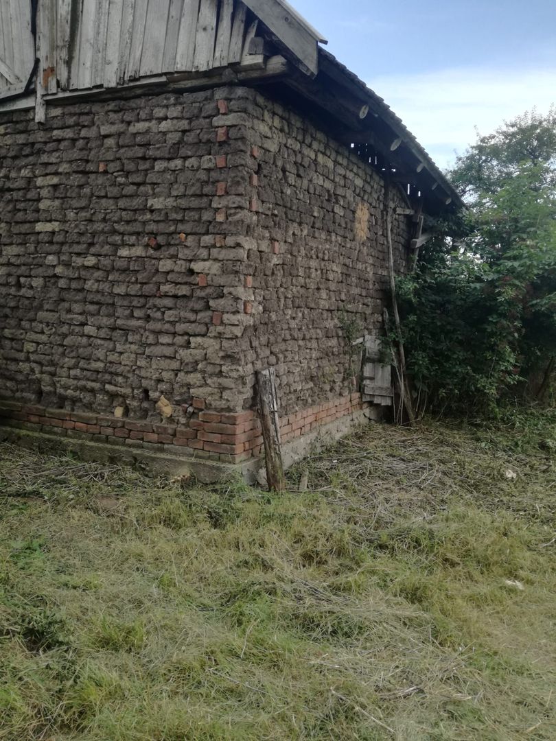 Ag BRASADAS vinde casa LOCUIBILA 3 cam teren 5.000 mp HOREA. - Poză 5