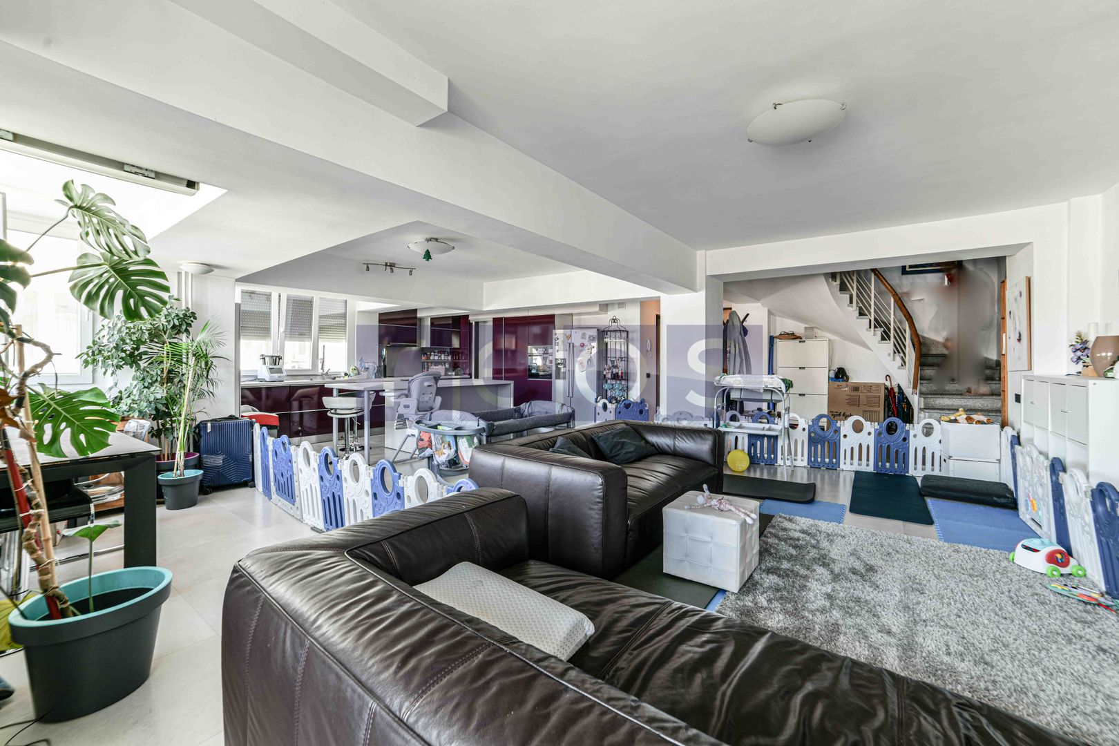 DUPLEX | 5 CAMERE | DECEBAL - Poză 1