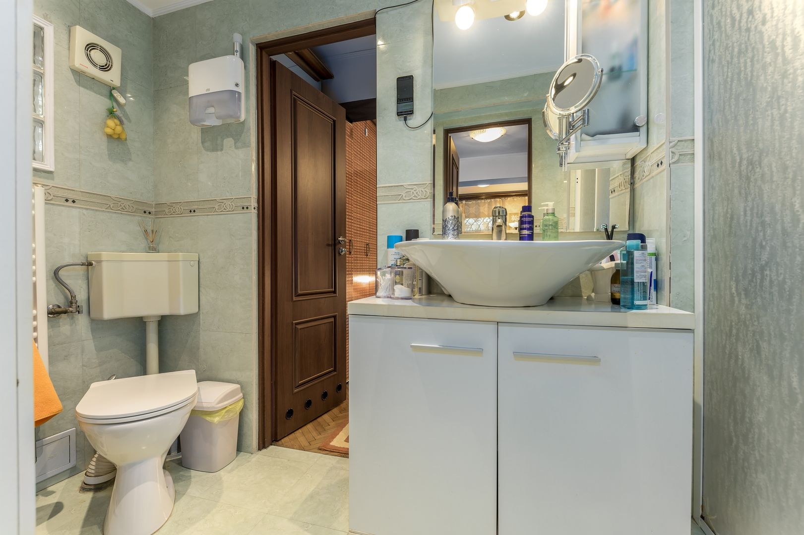Refugiu elegant în inima Bucureștiului – Proprietate cu suflet - Poză 18