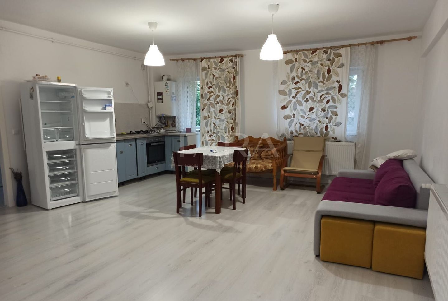Apartament cu 3 camere, parcare subterană, zonă liniștită. - Poză 1