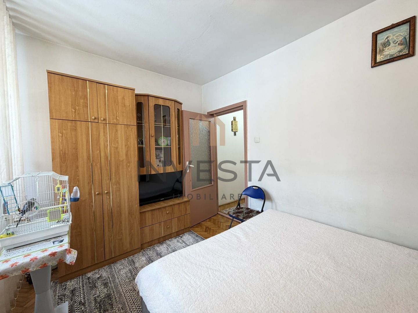 Oportunitate de investitie! Apartament cu 2 camere intr-o zona buna - Poză 8
