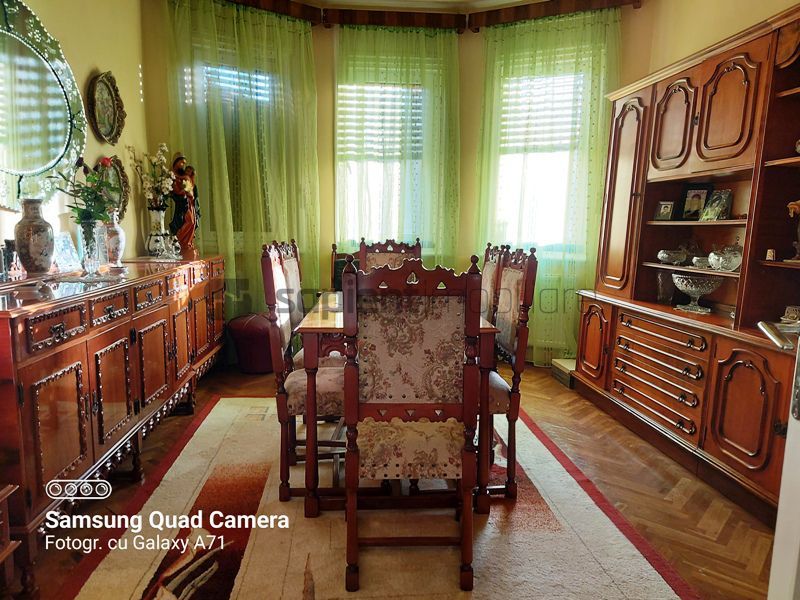Casa cu 4 camere in zona Armatei Romane - Poză 17