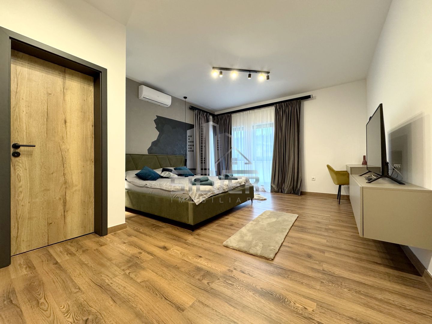 Vila ultrafinisata la cheie/Piscina/Spa/Teren 760mp. - Poză 26