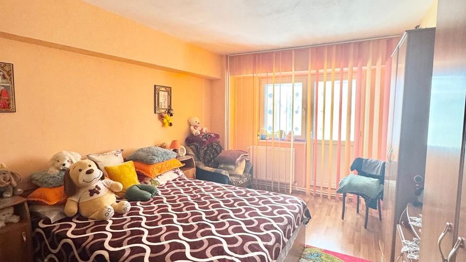 Apartament spațios, 3 camere – Bulevardul CFR, Giurgiu - Poză 11