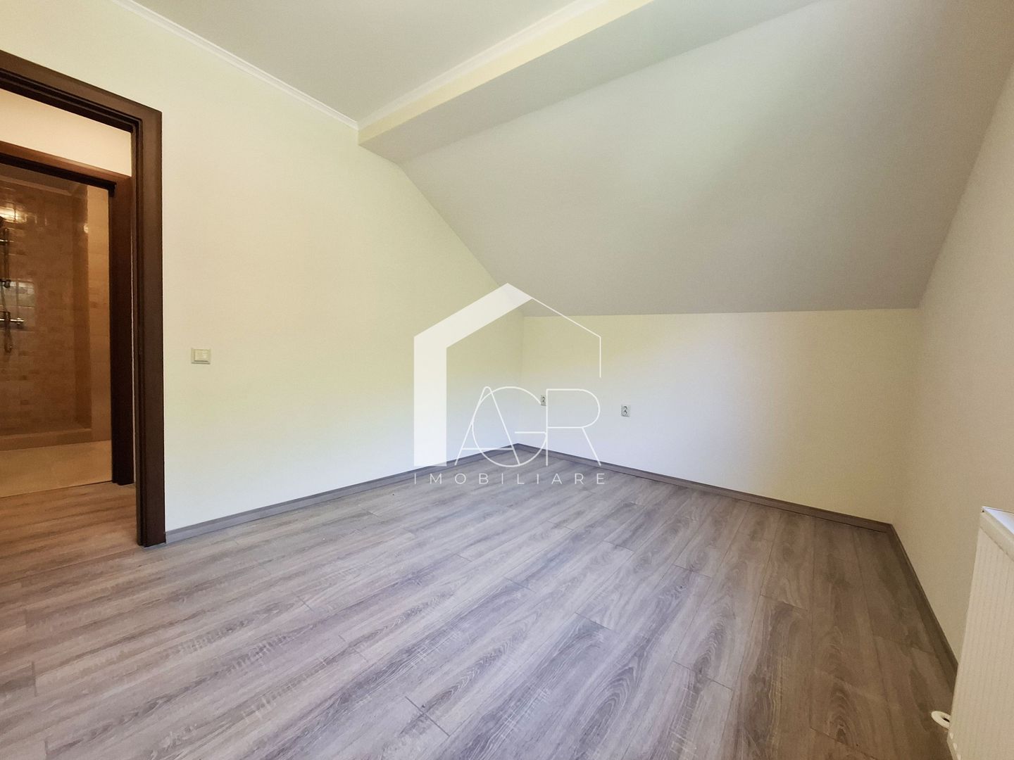 Casa P+M, cu 4 camere, Paulesti - Poză 17