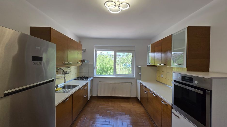 Vilă de inchiriat 5 dormitoare curte 300 m Iancu Nicolae Baneasa - Poză 5