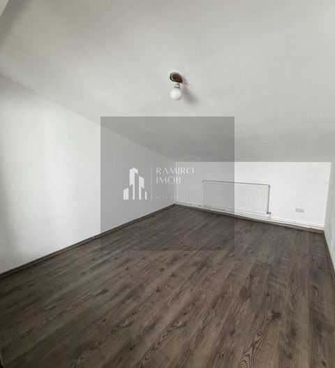 Spatiu Comercial / Birouri Metrou Aparatorii Patriei - Poză 15