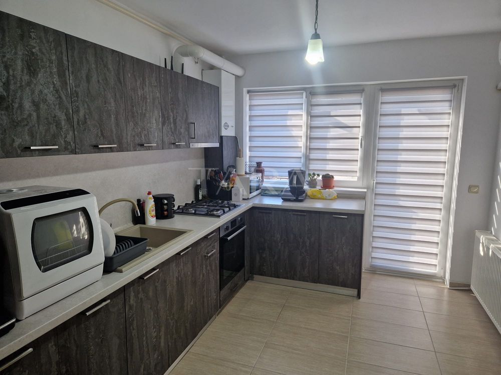 Apartament 2 camere cu parcare inclusă, zonă liniștită – Florești. - Poză 1