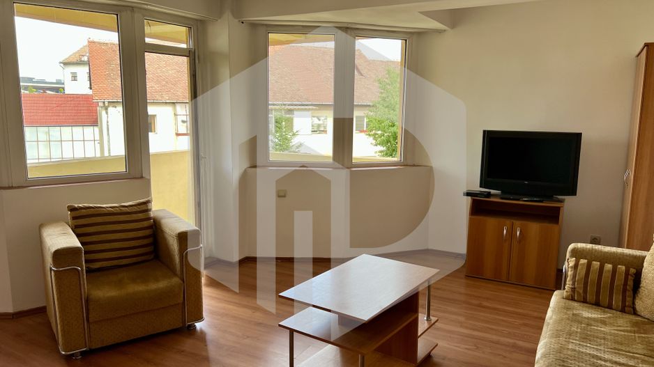 Apartament 3 camere de închiriat-Str.Uzinei-zona Spital/Gara - Poză 3