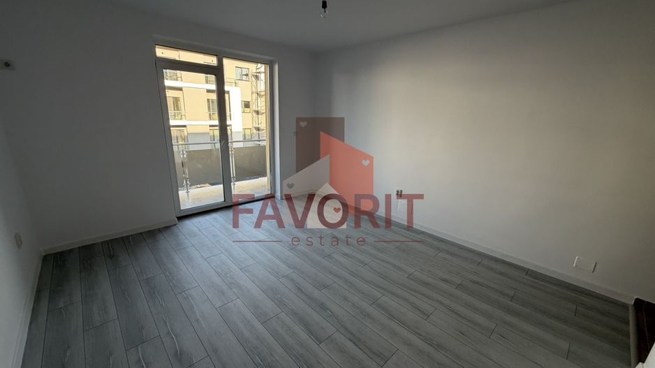 Etaj 2. Disponibil imediat. Decomandat. TVA 21% inclus in pret - Poză 4