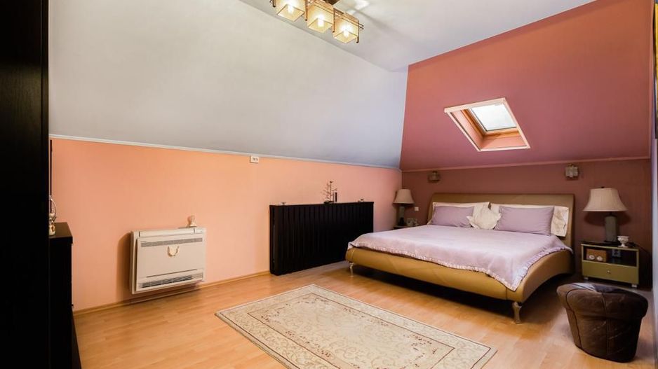 Vila superba de vanzare in apropiere de padure Pantelimon - Poză 16