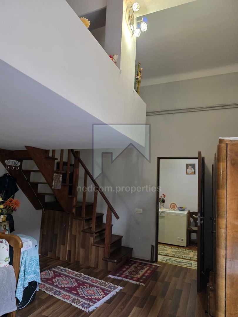Vanzare apartament 4 camere - Sebastian - Vulcan - Poză 5