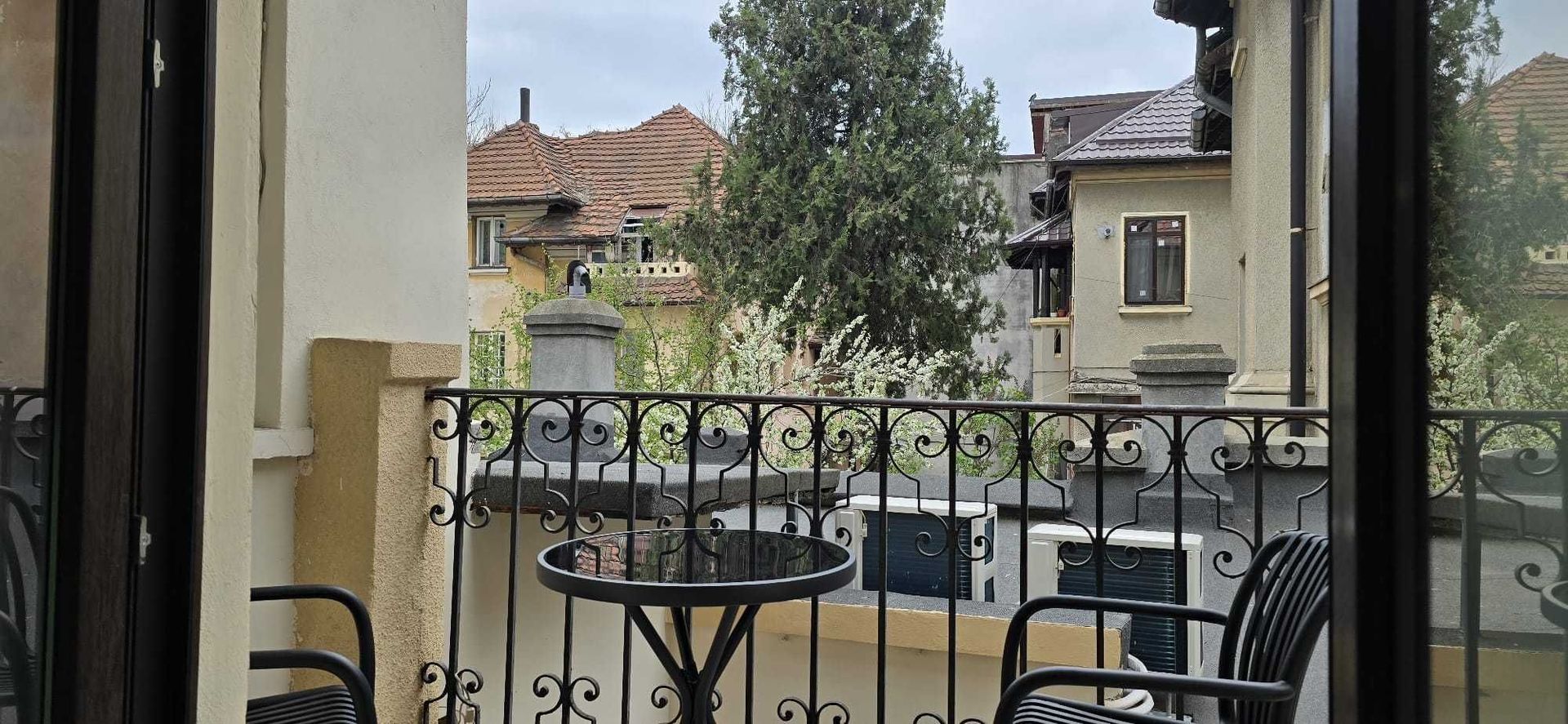 Inchiriez 2 camere, zona Vasile Lascar - Dacia - Poză 5