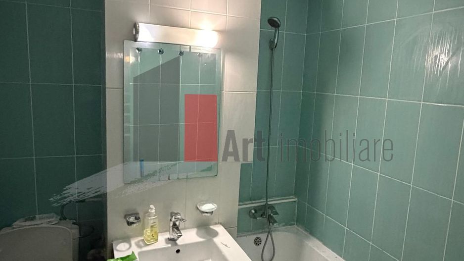 Apartament cu trei camere de vanzare-Crangasi-loc de parcare - Poză 6