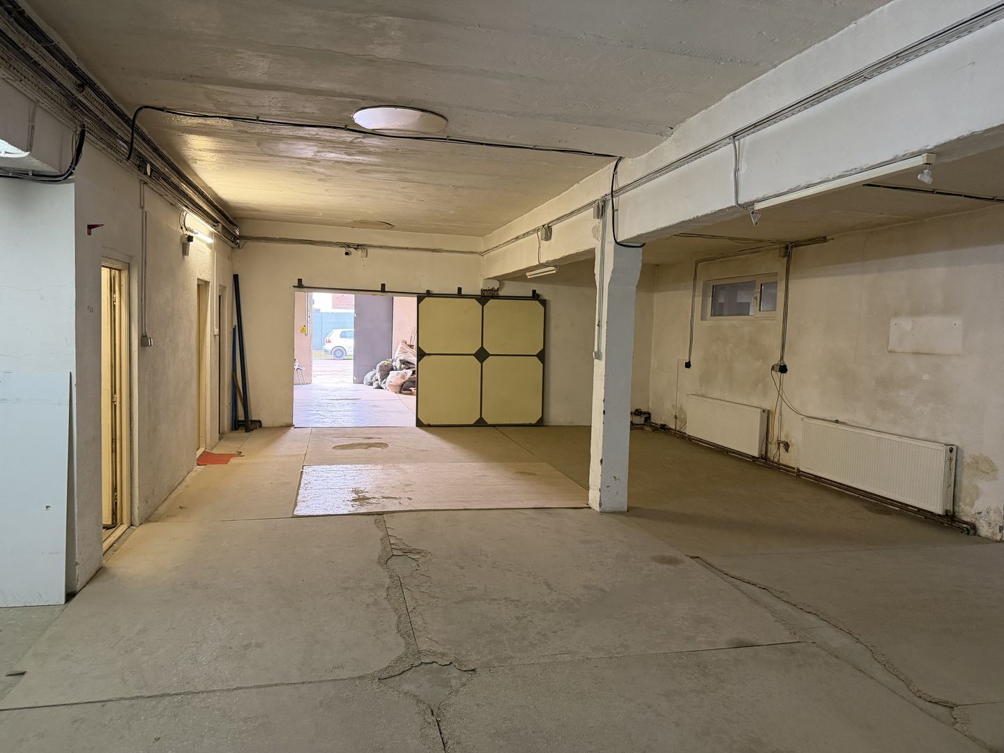 Hală industrială cu poziționare strategică în Giarmata - Poză 14