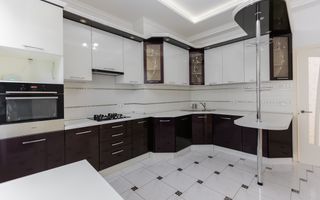 Chirie, casă, 2 nivele, 5 camere, str. George Meniuc, Centru - Poză 5