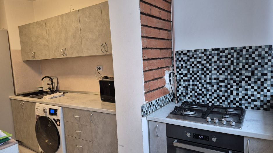 Apartament spațios in  Mazepa 1 - 3 camere, 2 băi, etaj 2 - Poză 12