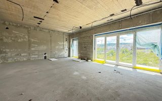 View panoramic , 3 camere +birou/dressing , parcare, Europa - Poză 1