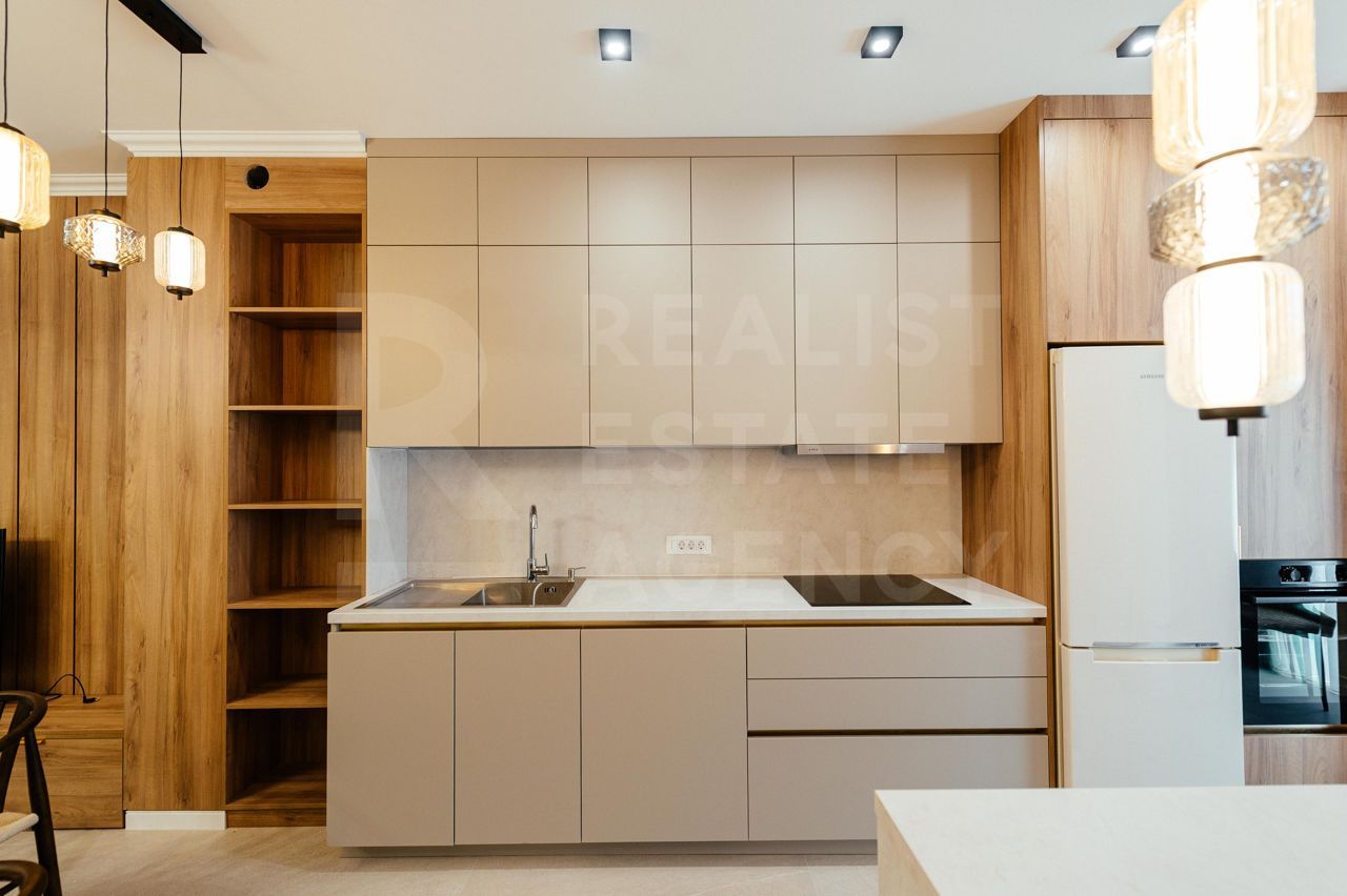 Chirie, apartament, 4 camere, Strada Columna, Centru - Poză 1