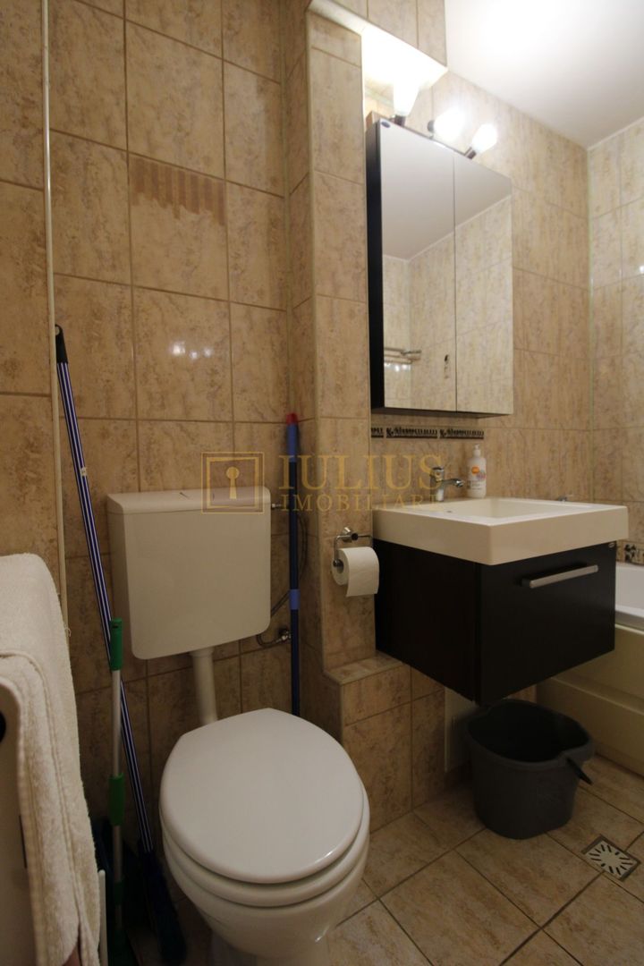 3 camere + 2 bai, centrala proprie. zona Aradului. - Poză 18