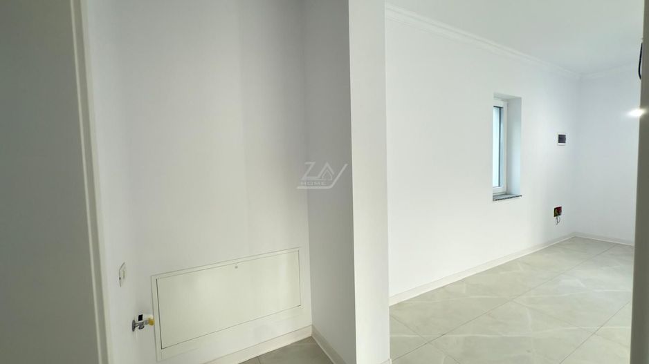 Asfalt. Loc de parcare. Etaj 1. - Poză 12