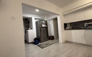 Apartament 3 camere/70 mp/etaj 3/Focsani /Polivalenta - Poză 2