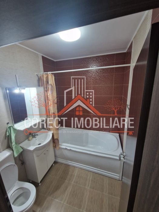 Apartament de vanzare 3 camere zona Subcetate - Poză 3