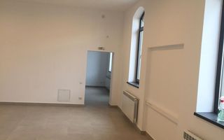 Spațiu modern de închiriat în Tătărași, Iași – parter, finisat, ideal birouri, clinici sau servicii - Poză 6