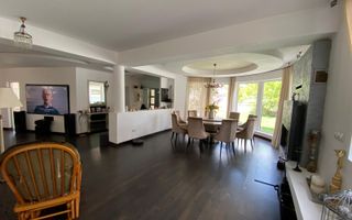 PRET REDUS!!! Vila de lux, P+E+M, piscina, 7 minute de centru Bistritei - Poză 8