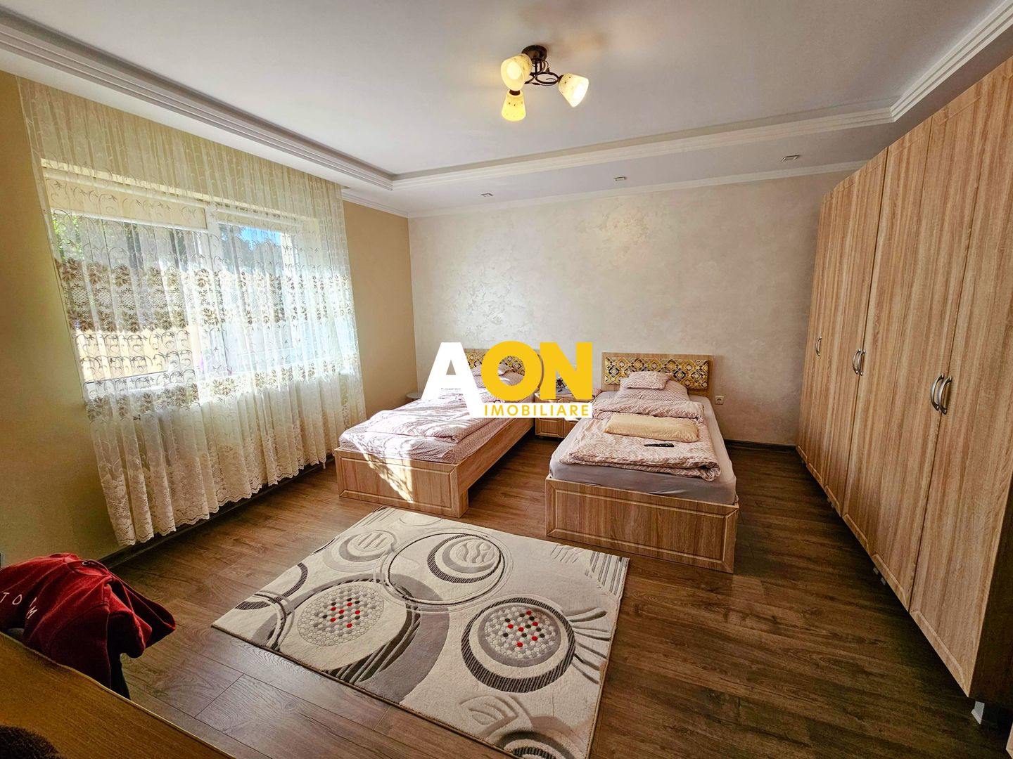 Casa renovata, 4 camere, 2 terase, mobilata, utilata, 568 mp teren - Poză 7