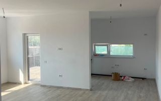 Duplex pe parter de vanzare in Bucovat - Poză 7