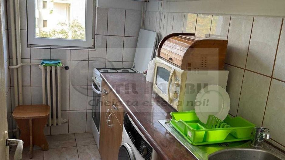Închiriez apartament cu 2 camere Podu Ros 400 euro - Poză 5