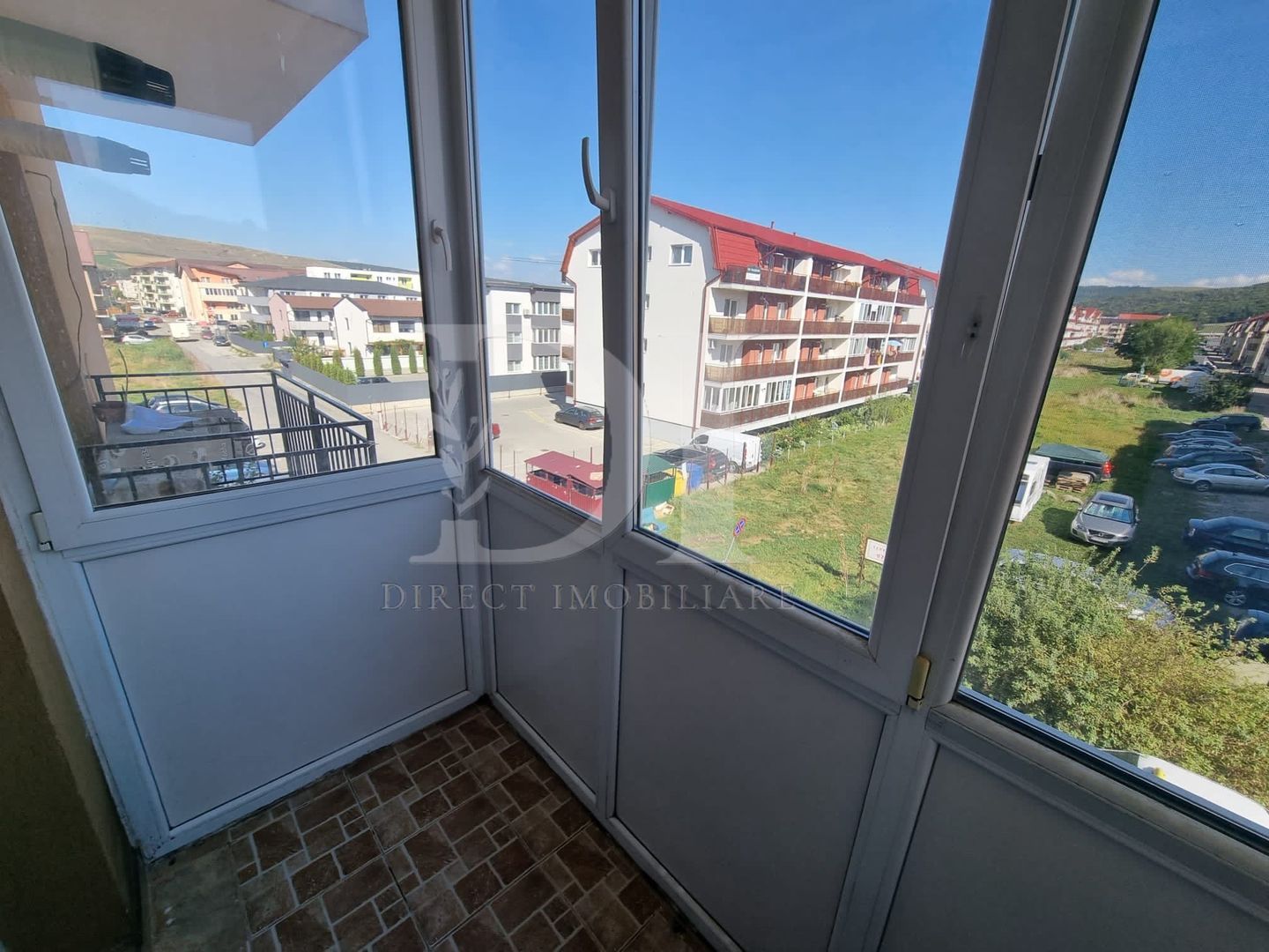 Apartament de inchiriat / doua camere separate / Porii , Floresti - Poză 7