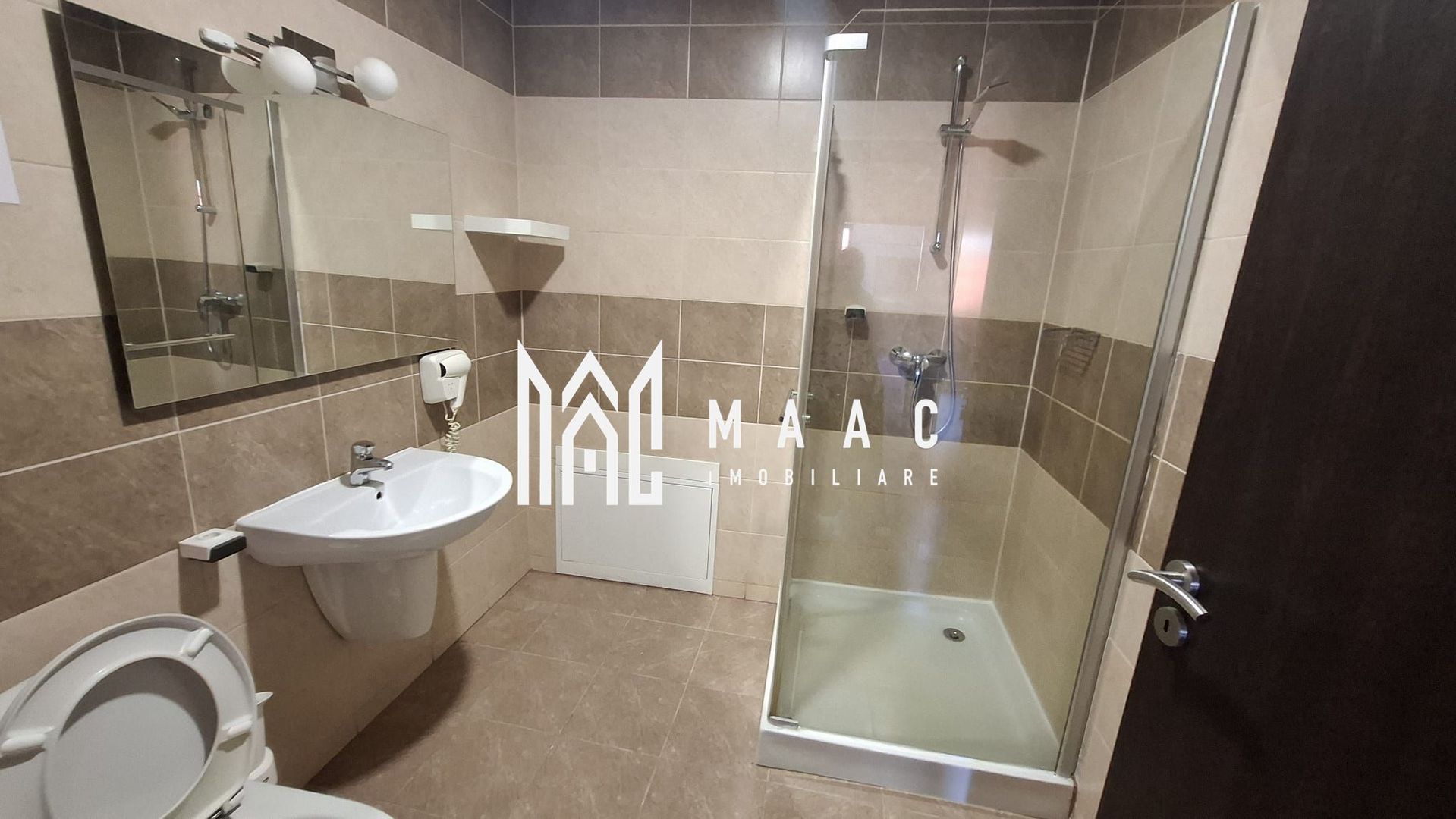 Pensiune 12 camere de închiriat | Central, Sibiu | terasă - Poză 46