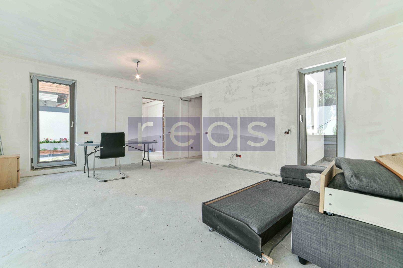 3 CAMERE | GRADINA PROPRIE 100 MP | AN CONSCTRUCTIE 2023 - Poză 2