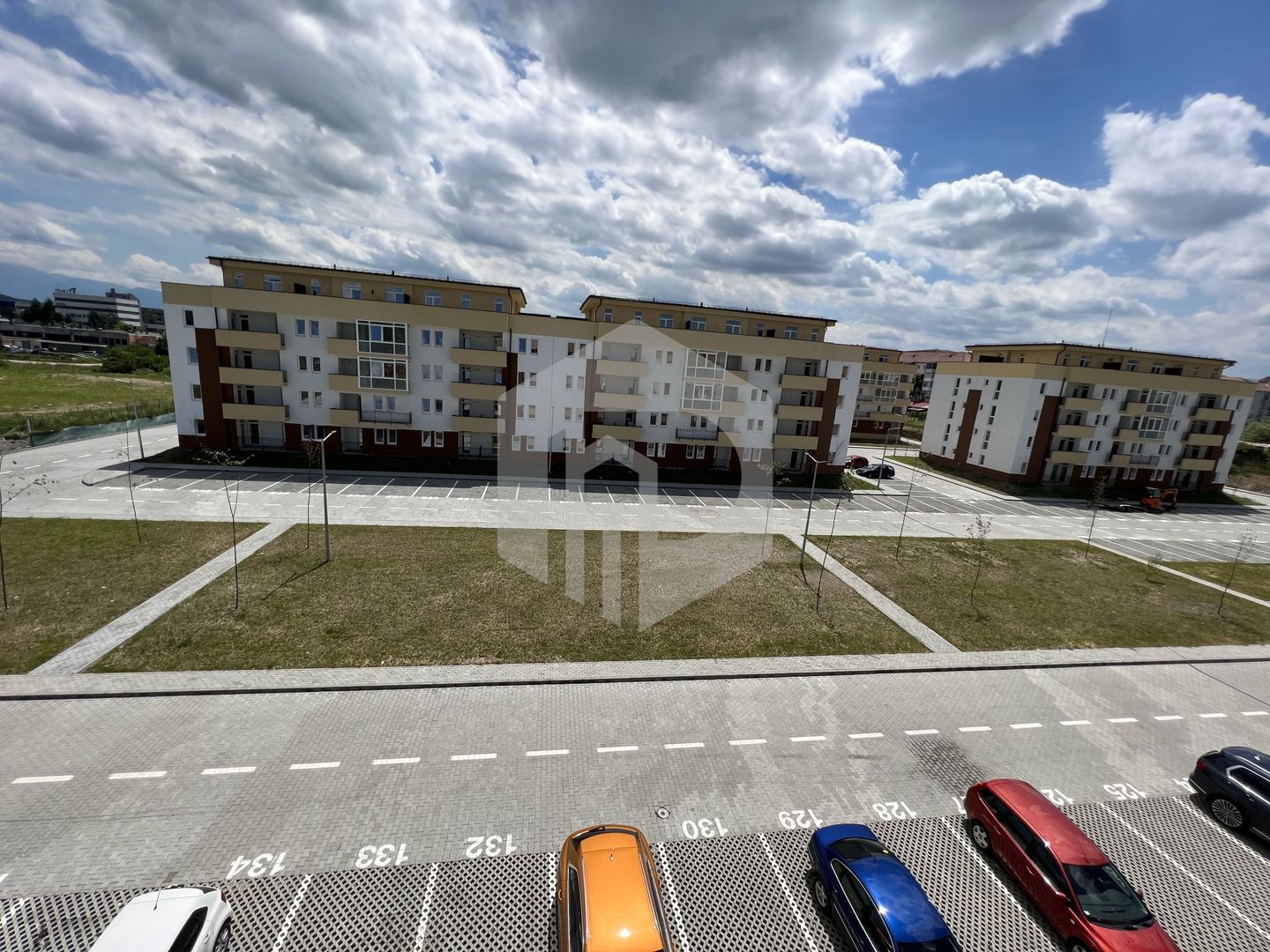 Apartament ultra-modern de 3 camere+terasa+ 2 parcari- mobilat/utilat - Poză 11