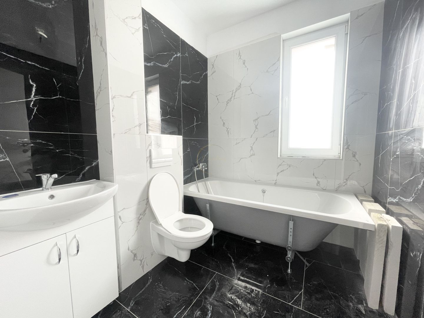 NOU Apartament decomandat 3 camere - Hotel IQ, Giroc - Poză 7