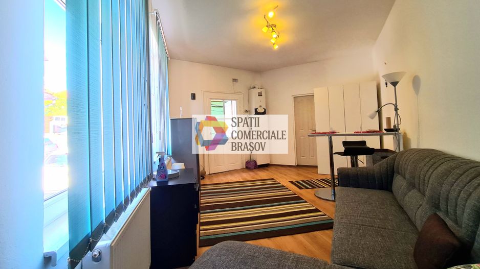 Casa 3 camere de închiriat Brasov - Centru - 80 mp. - Poză 9