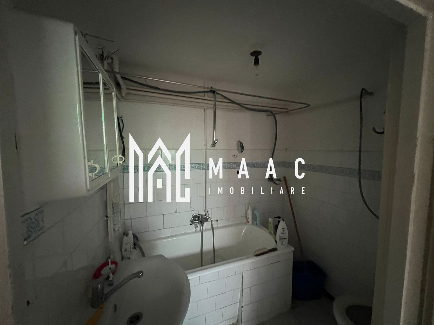 Apartament la casa | Demisol | 3 camere | Pivnita | 89 MPU | Sub Arini - Poză 8