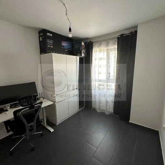 3 cam, 73 mp, bloc nou, decomandat, parcare, 148.900 € Păcurari - Poză 4