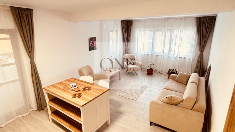 Apartament Spațios Curte Proprie Cristian - Poză 1