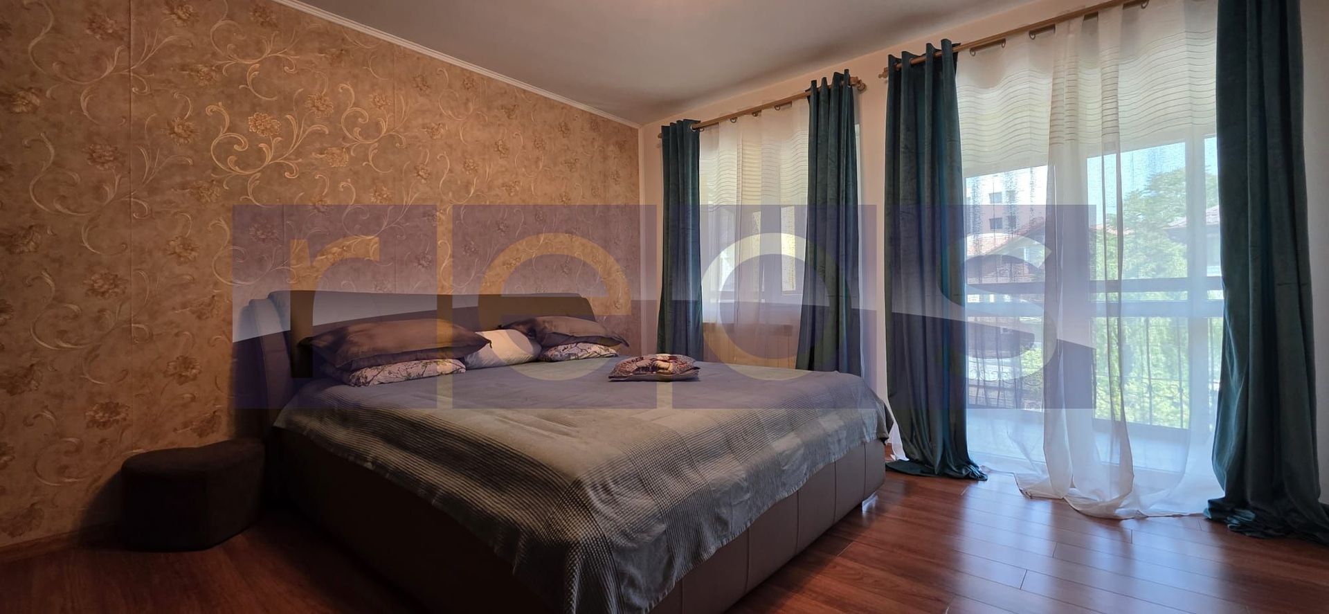 VANZARE CASA 10 CAMERE | ZONA VATRA LUMINOASA - Poză 9