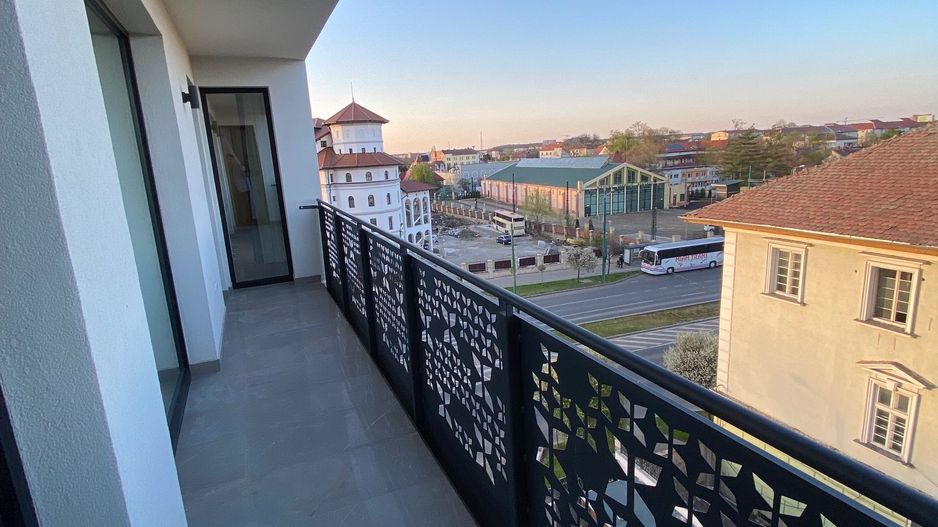 Apartament bloc nou 4 camere - parcare subterana - Poză 16