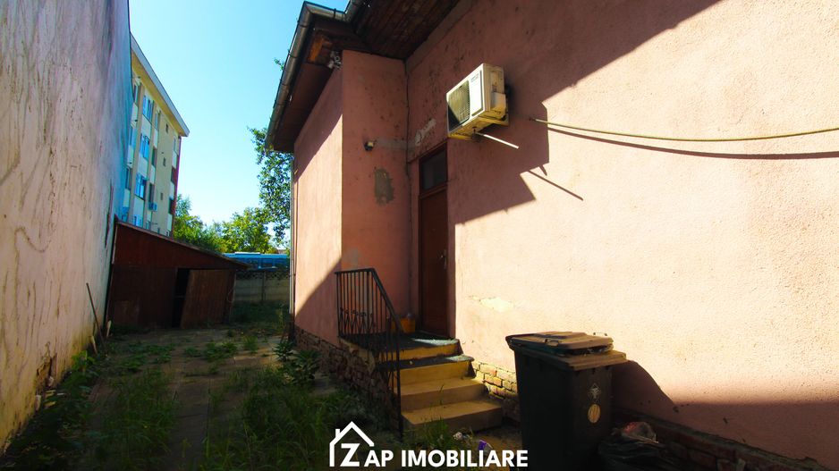 Central | Casă individuala| Strada Rodnei | Suprafață Teren 320 mp - Poză 2