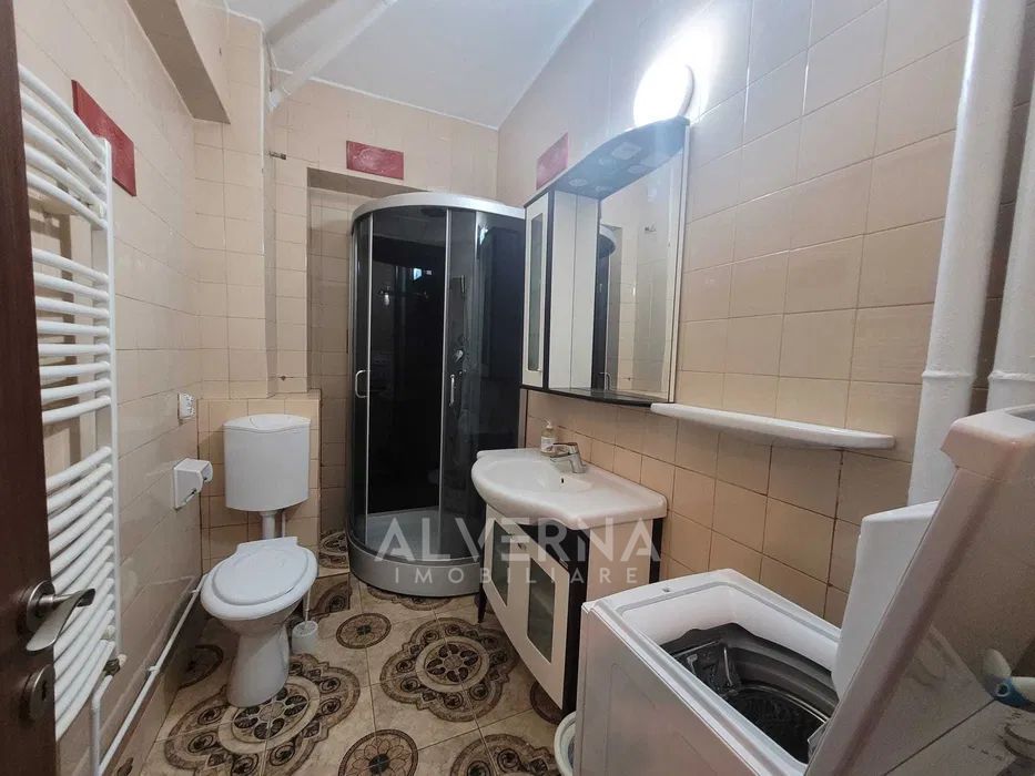 Apartament 3 camere | 70 mp | balcon | parcare | zona centrala - Poză 8