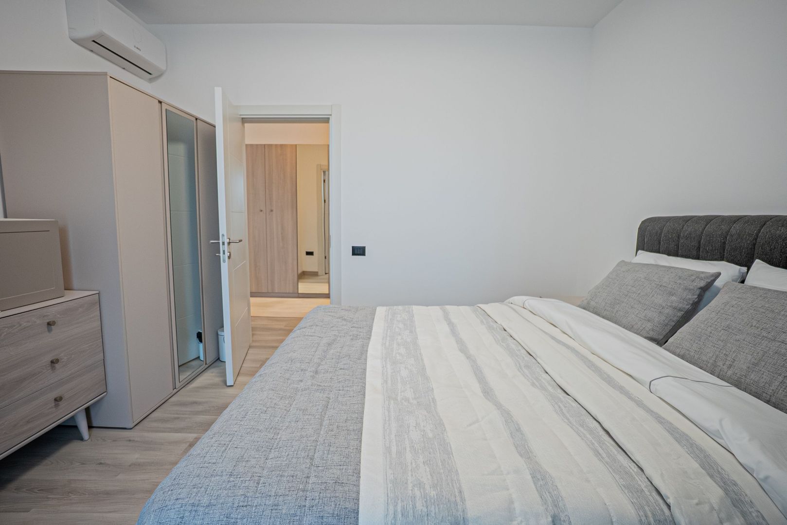 Tomis Plus - Celine Elegance -Vânzare apartament cu 2 camere - Poză 18