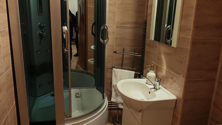 Apartament 3 camere Calea București,complet mobilat,utilat,500 eur - Poză 4