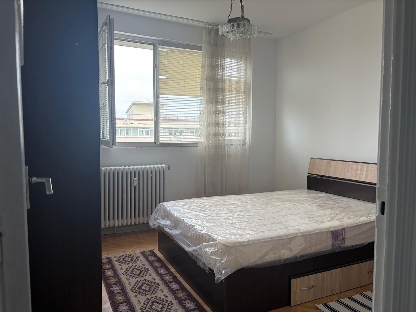 Apartament luminos cu doua camere, 1 mai - Poză 7
