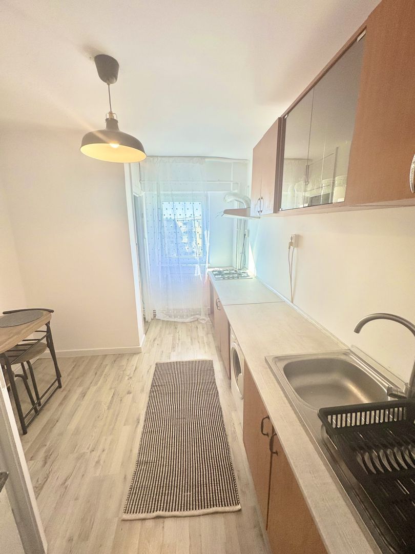 De închiriat apartament 2 camere – Sos. București, deasupra CEC Bank - Poză 3