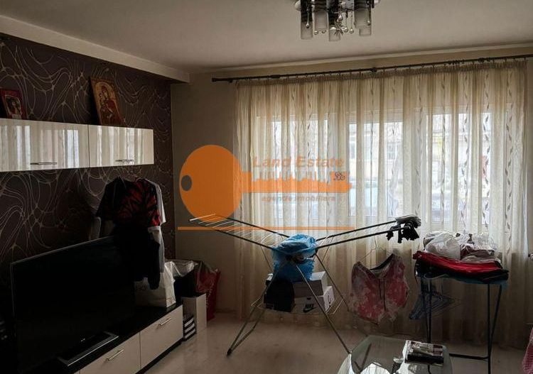 Apartament cu 3 camere Drumul Taberei (Bloc din 1980) - Poză 3